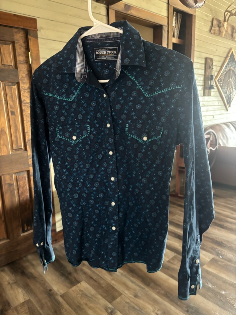 Women’s Small Navy Floral Western Shirt